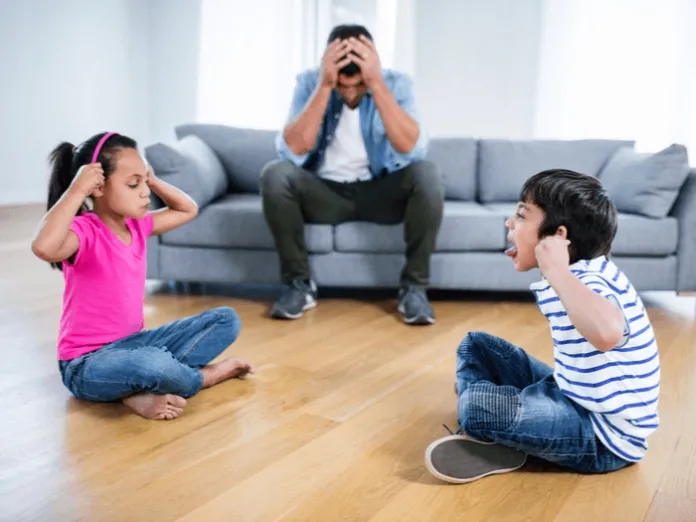 Ways to deal with sibling jealousy